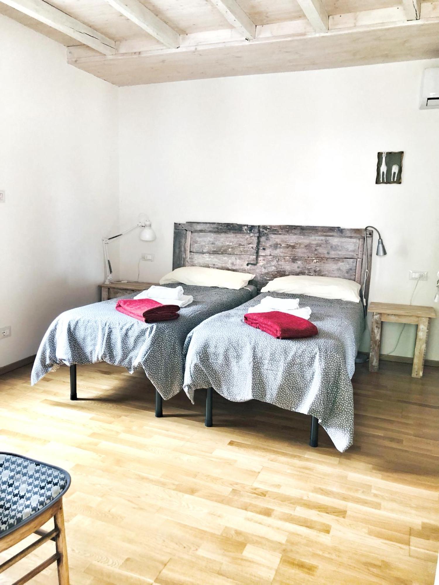 Casa Del Nespolo Bed & Breakfast Pilzone ภายนอก รูปภาพ