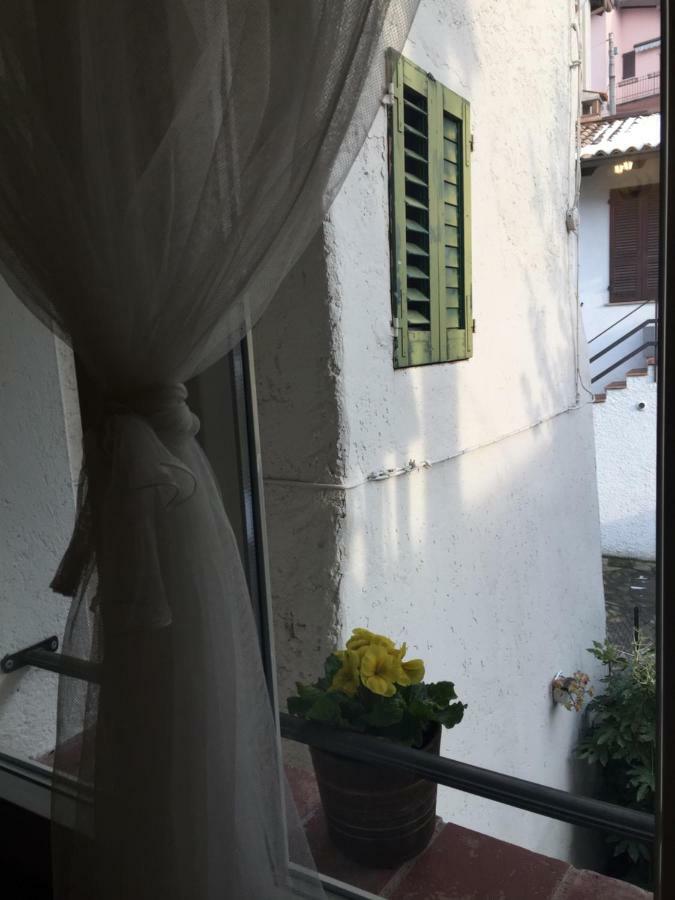 Casa Del Nespolo Bed & Breakfast Pilzone ภายนอก รูปภาพ