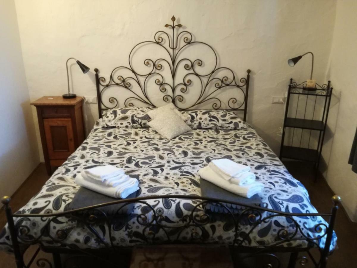 Casa Del Nespolo Bed & Breakfast Pilzone ภายนอก รูปภาพ